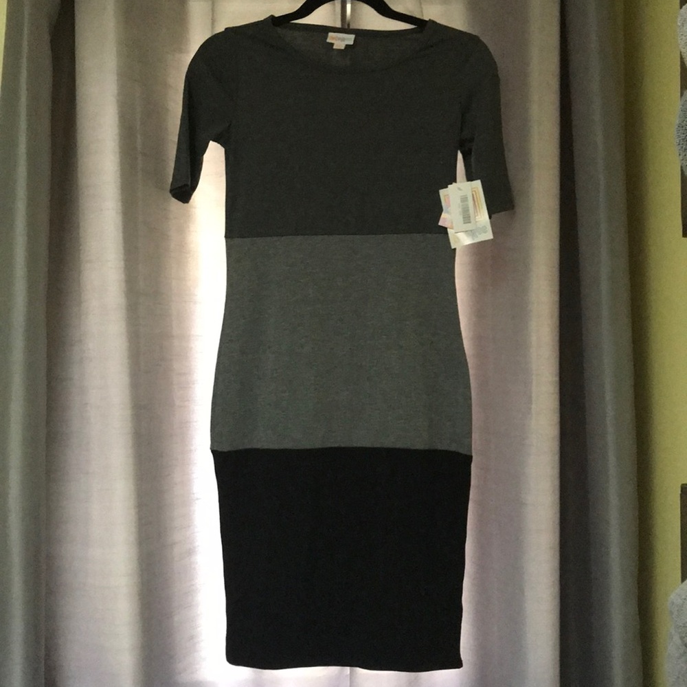 XXS LuLaRoe Julia Black/grey